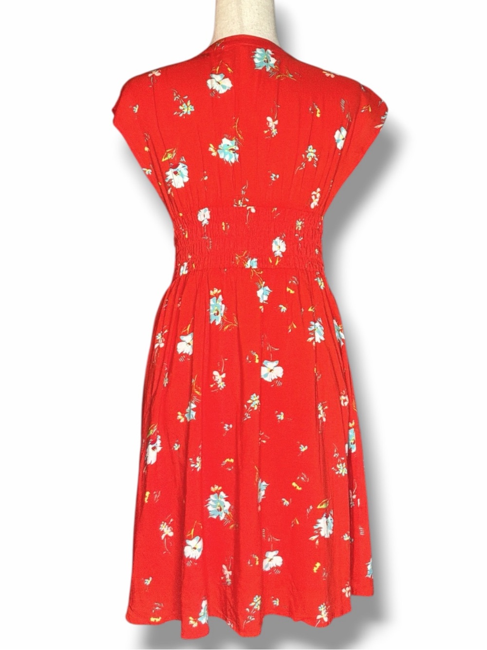 Free People Red Floral Greatest Day Smocked Mini Dress Size Medium - Picture 6 of 9